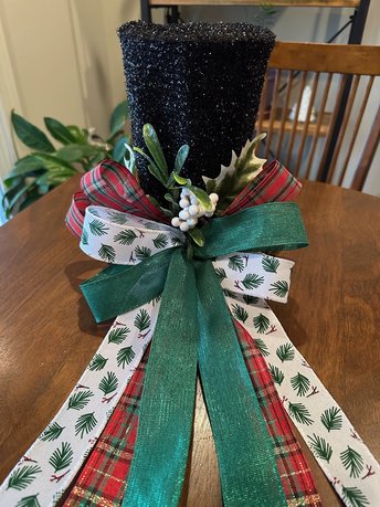 Red Green Tree Topper Hat Large Bow, Christmas Tree Top Hat, Traditional Holiday Centerpiece Decor, Fireplace Mantel Display